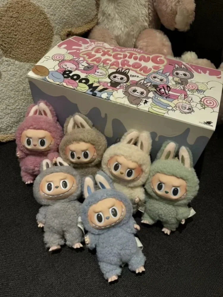 Boneco Labubu  Macaron Sentado